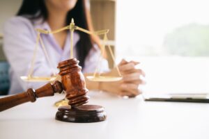 UK Lawyers Explore Generative AI’s Role in Legal Tech